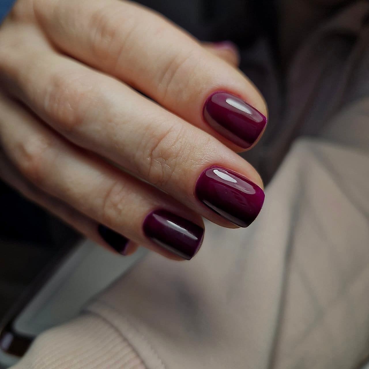 Russian manicure close-up Elite Nails Lierde